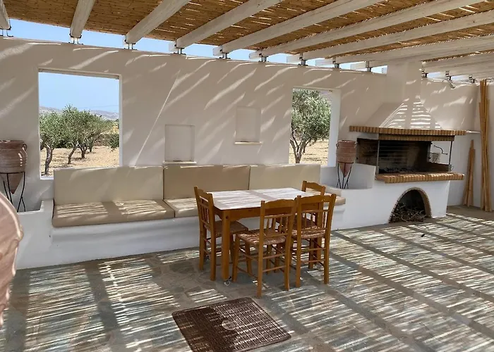 & Stoudio Nomikos Paros Вилла