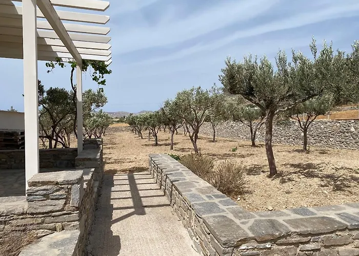 & Stoudio Nomikos Paros Вилла