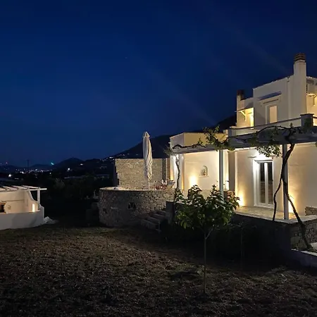 Willa & Stoudio Nomikos Paros *